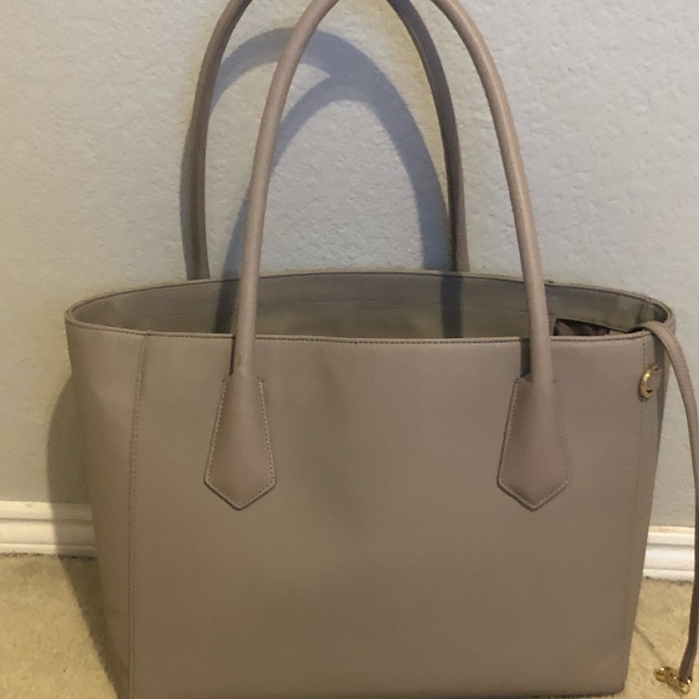 Dagne Dover Legend Tote